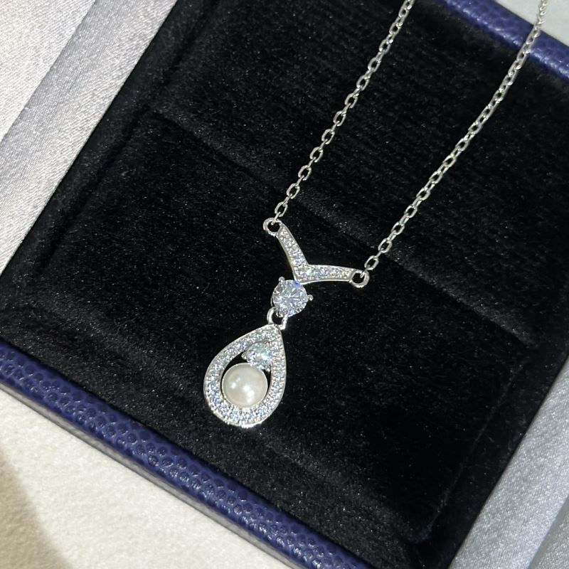 CHAUMET